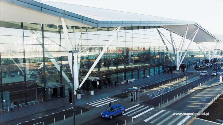 Airport Terminal In Gdansk - Photo 5/1540