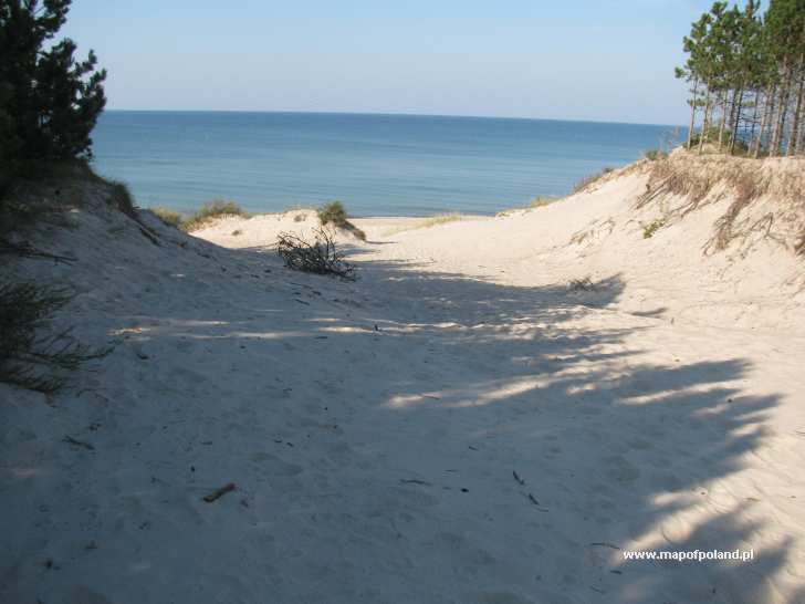 The entrance to the beach in Lazy - Photo 42/45