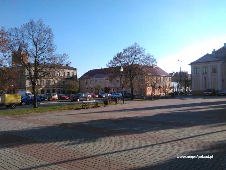 Tadeusz Kosciuszko Square in Leczyca - Photo 16/21